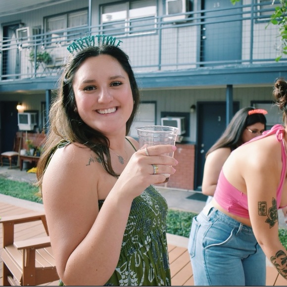 Meet your Posher, Eponine - Picture 5 of 9